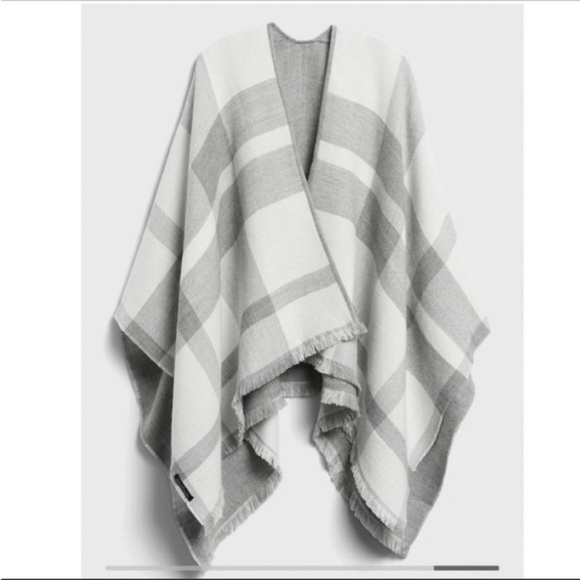 Banana Republic Accessories - Banana Republic reversible grey plaid poncho wrap